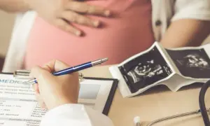 Jak psychicznie przygotować się do porodu i pokonać lęki przed nim