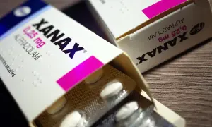 Xanax lek na co: wskazania, działanie i skutki uboczne, które musisz znać