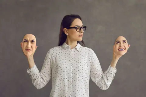 Czy zaburzenia osobowości to choroba psychiczna? Różnice, objawy i leczenie