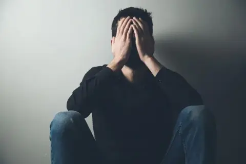 Depresja: kiedy do szpitala? Poznaj objawy wymagające hospitalizacji